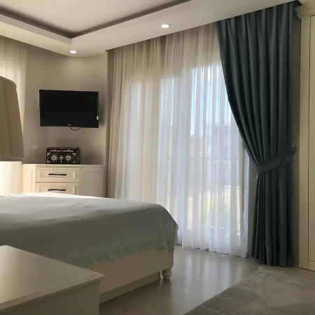 아파트 Luxury Duplex With Garden