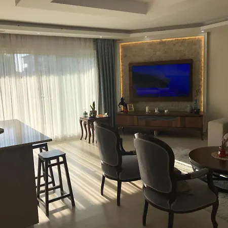 아파트 Luxury Duplex With Garden
